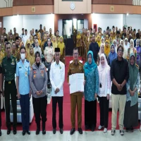 Pemerintah Daerah Kabupaten Subang menggelar agenda Rembuk Stunting dengan tema "Subang Ngabret Menuju Zero New Stunting" yang dilaksanakan secara hybrid pada Selasa (8/7/2025) di Aula Pemda Subang.