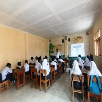 SMPIT dan SMKIT Assyafaq Rana Mihardja Purwakarta