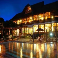 Staycation Asyik! Ini 5 Hotel Dekat De Castello Subang yang Nyaman & Instagramable. foto by booking.com