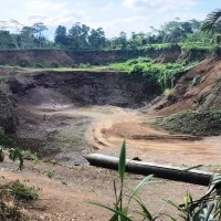lahan bekas tambang