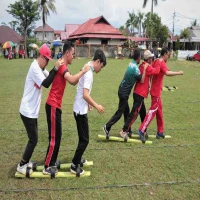 Ide Lomba 17 Agustus untuk Dewasa yang Seru dan Menghibur