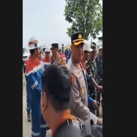 Pertamina Subang meledak