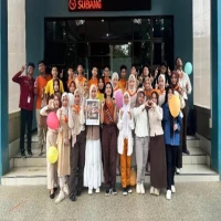 Keceriaan siswa SMAN 1 Subang merayakan HUT ke-63 sekolah mereka pada, Senin (4/8/2025).