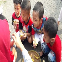 Ide Konyol Ini Lomba 17 Agustus Lucu untuk Anak-Anak Asli Bikin Ngakak!