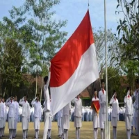 Ilustrasi upacara 17 Agustus. Berikut contoh susunan upacara 17 Agustus 2023 yang bisa dijadikan referensi. (Sumber FOTO: smkn1malang.sch.id)